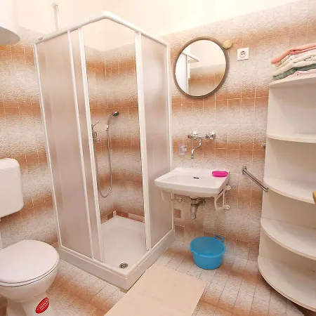 Apartament Danica 271 *