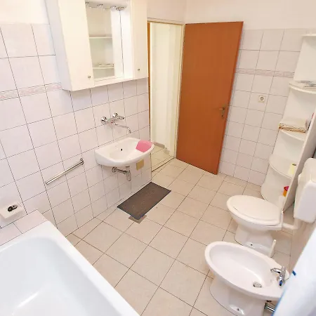 Apartament Danica 271