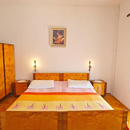 Apartment Danica 271 *